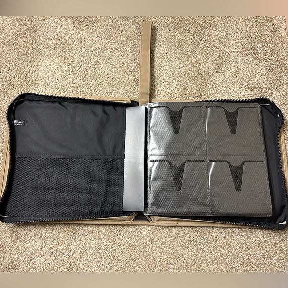 CD Projects: 104-CD/DVD Sport Organizer & Box of CD/DVD cases - Picture 3 of 7